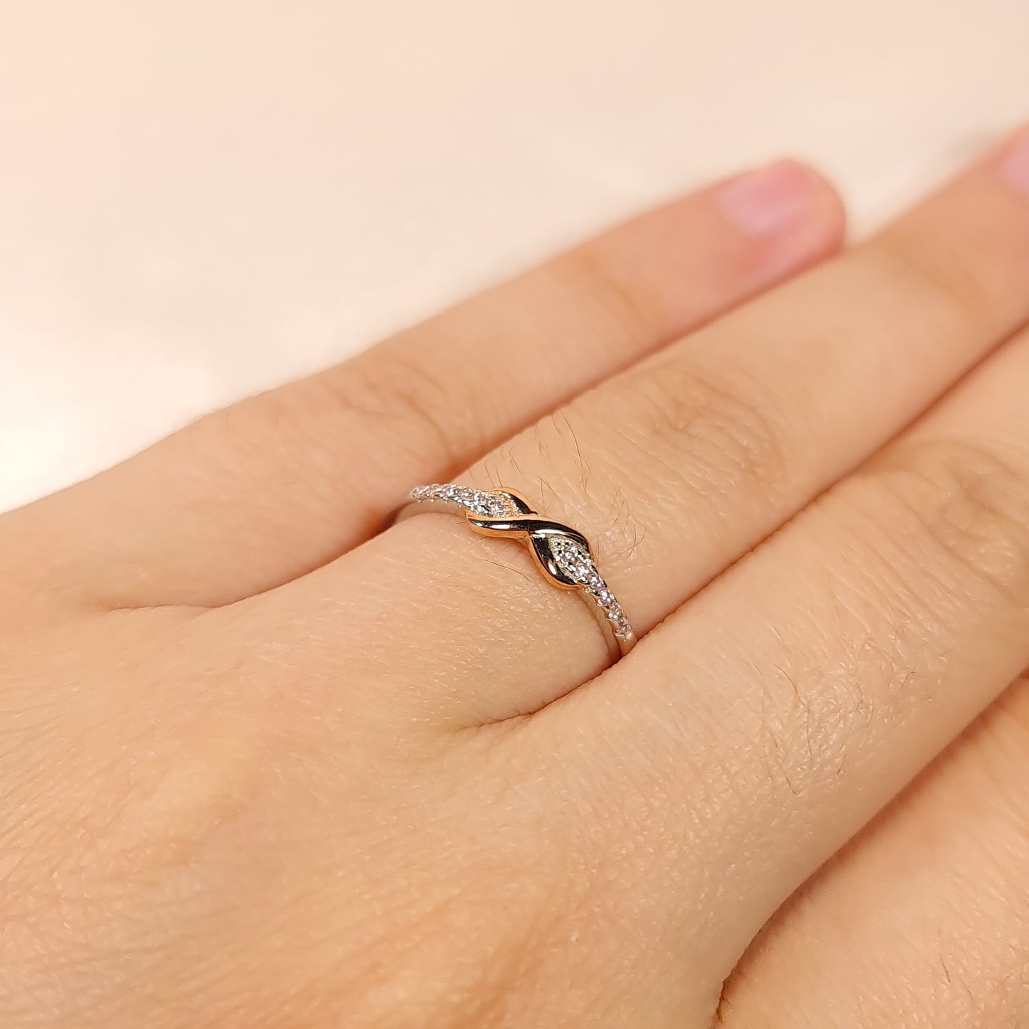 'Amara' - Infinity Love Ring