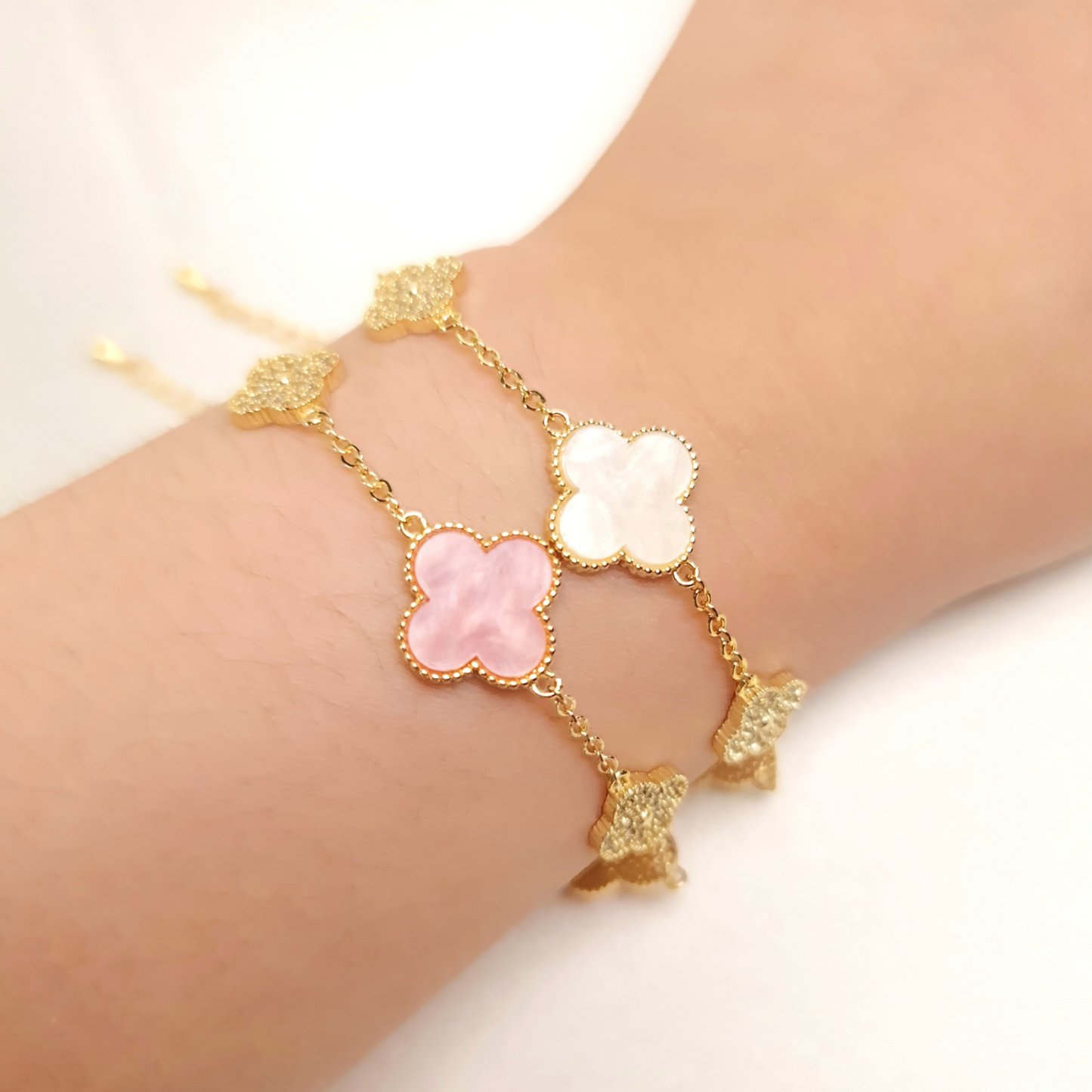 'Elnara' - Sweet Zircon Clover Bracelet