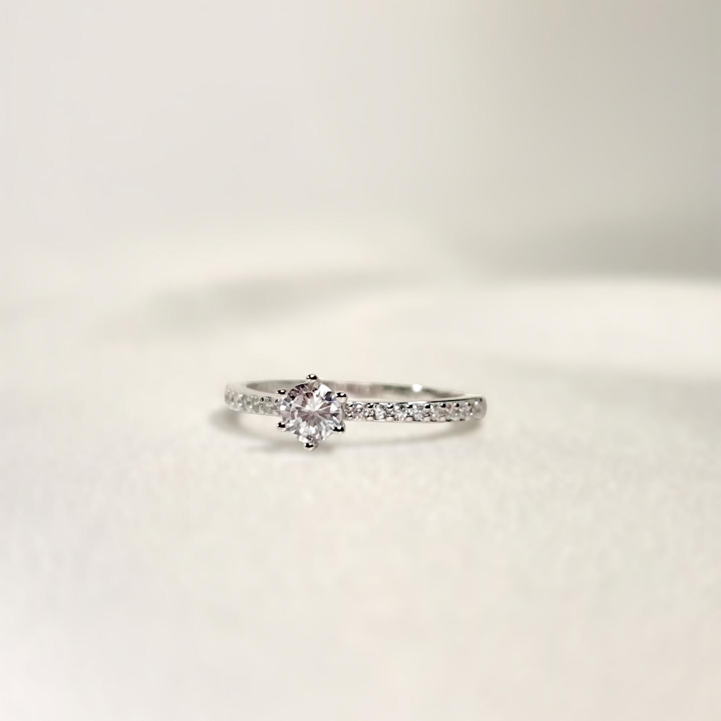 'Diana' - Elegant Round CZ