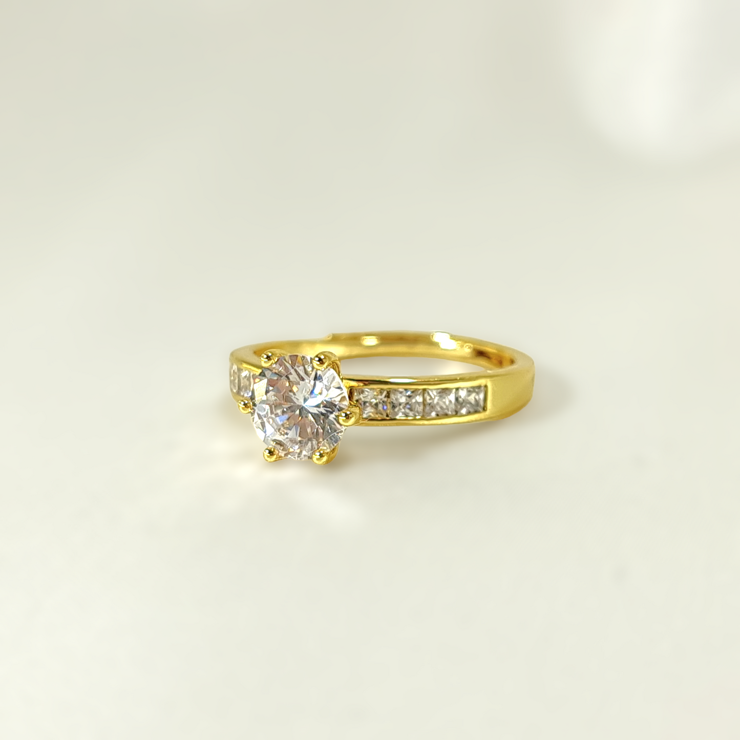 'Emmalina' - Shiny Diamond CZ