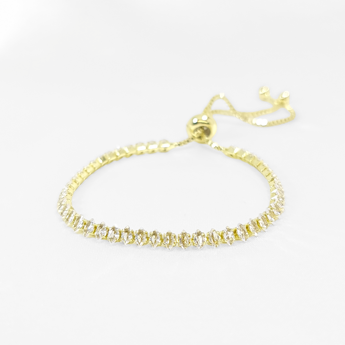 'Aleeta' - Eye-shaped Tennis Bracelet