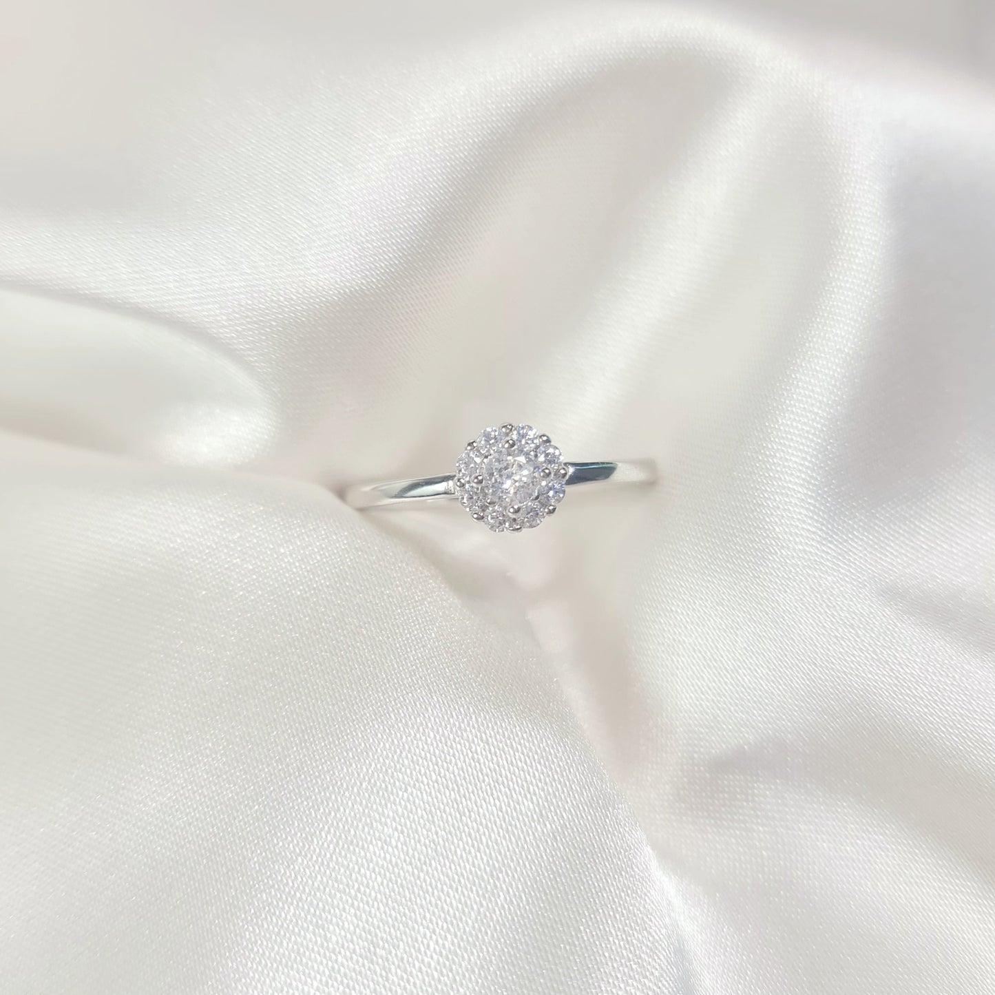 'Dahlia'  - Sparkling Clear Flower CZ